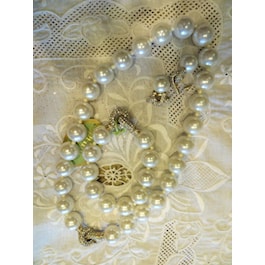 Pearl Necklace, Bracelet and Earrings