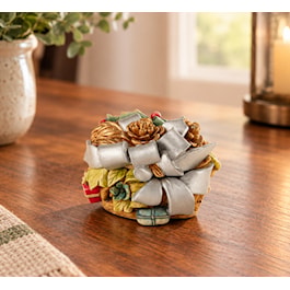 Harmony Kingdom Christmas Bouquet Figurine