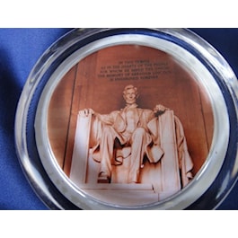 Lincoln Memorial Paperweight, Seated