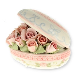 Pink Rose Flowers Bouquet Music Box