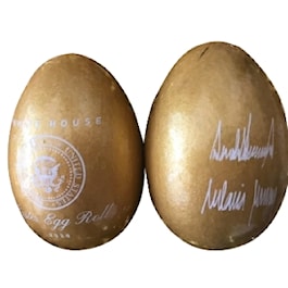 2020 Official White House Wooden Easter Egg - Gold
