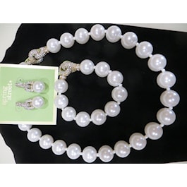 Pearl Necklace, Bracelet and Earrings