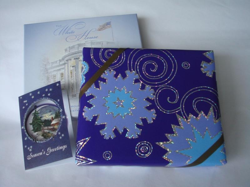 2009 White House Ornament GIFT WRAPPED
