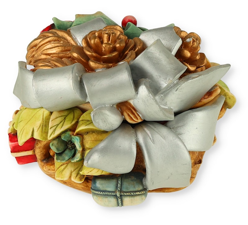 Harmony Kingdom Christmas Bouquet Figurine