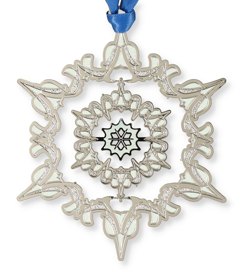 Snowflake Spinner Ornament