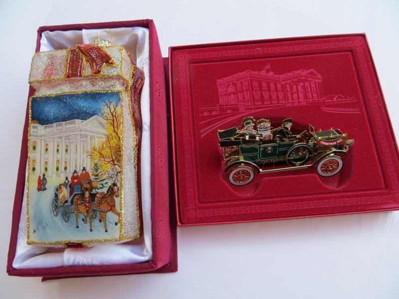 2012 White House Ornament and Carriages on GIFT BOX SET