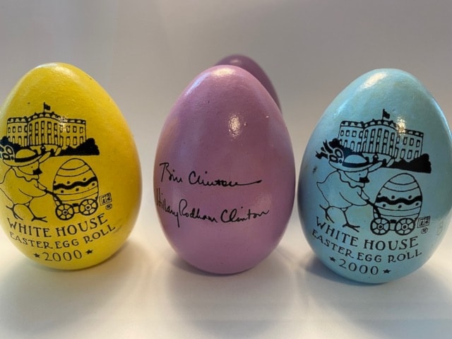2000 Wooden Easter Egg 
